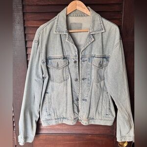 Classic Vintage Levi’s Light Blue Denim Jacket (tags removed)